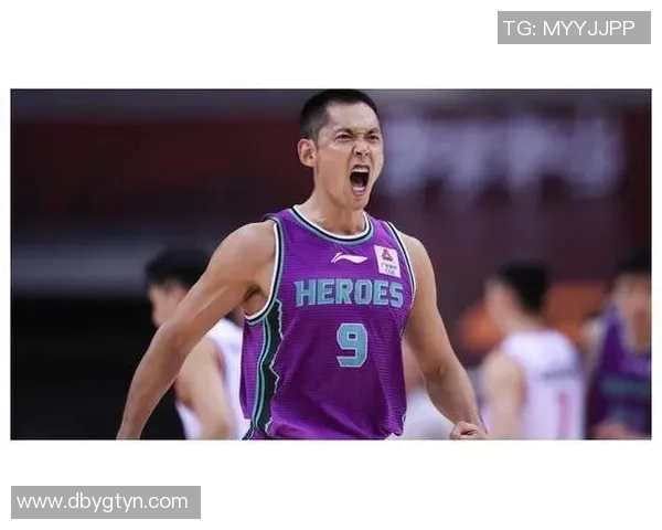 张庆鹏：从篮球场上的拼搏者到人生舞台的奋斗典范