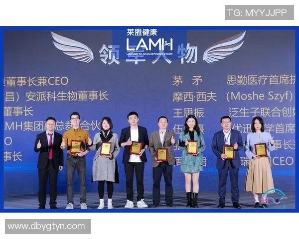 李泓澎的成长之路：从青涩少年到行业领军人物的奋斗历程