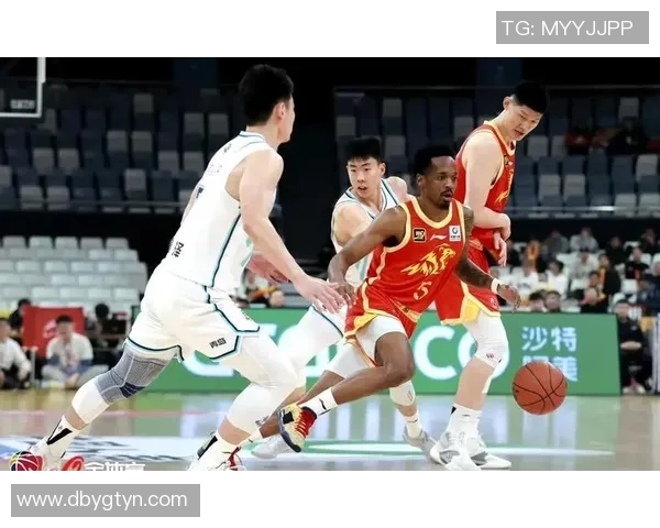 全运会男篮激战广东对决上海谁能在这场巅峰对决中笑到最后