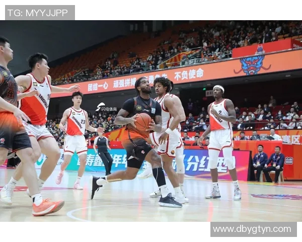 广东与江苏2019季后赛精彩回顾及关键时刻分析